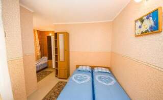 Гостиница Guesthouse Novosolov Анапа Двухместный номер с 2 отдельными кроватями-3