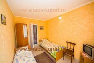 Гостиница Guesthouse Novosolov Анапа Двухместный номер с 2 отдельными кроватями-74